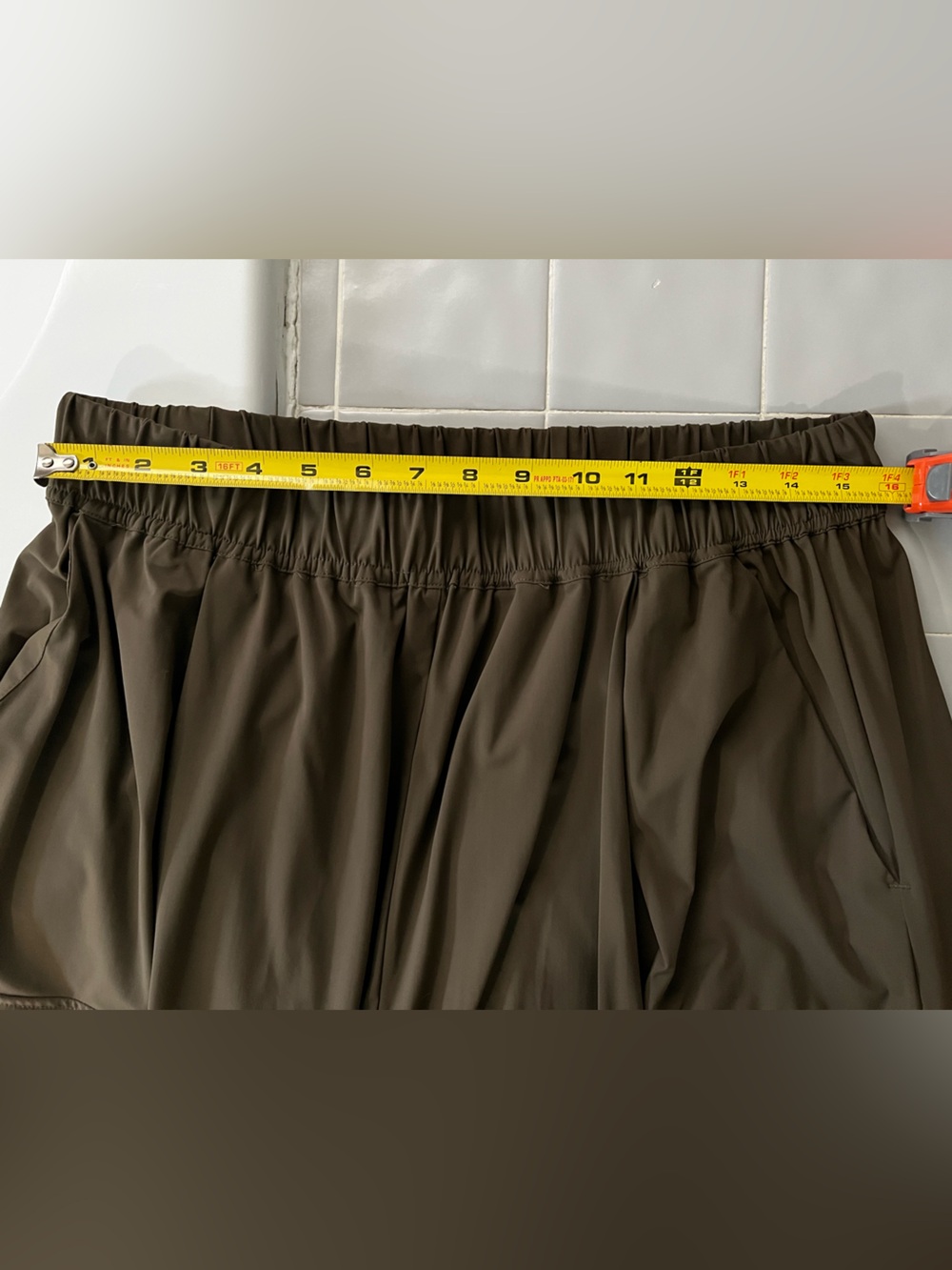 Cropped Wide-Leg Utility Pants in Olive - Picture 7 of 7